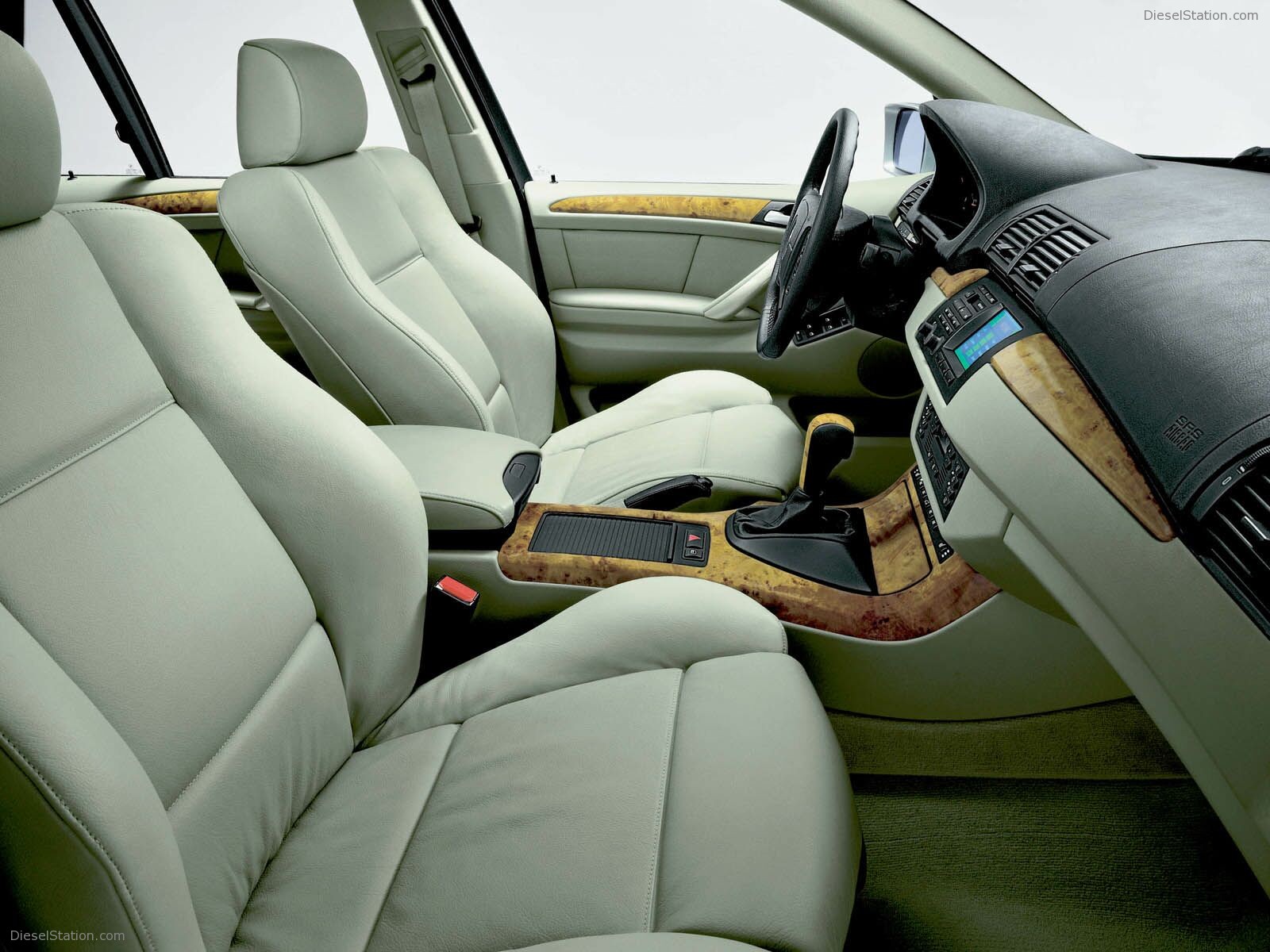 BMW X5 (2000)